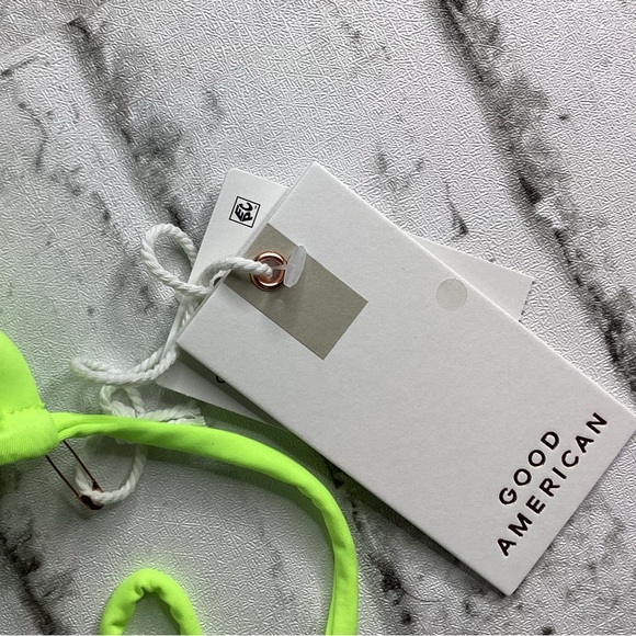 Good America Tiny Ties Triangle Bikini Top size 0 - Picture 5 of 5